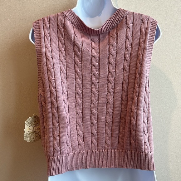 NWT Altar’d state pink sweater vest - medium - Picture 5 of 5